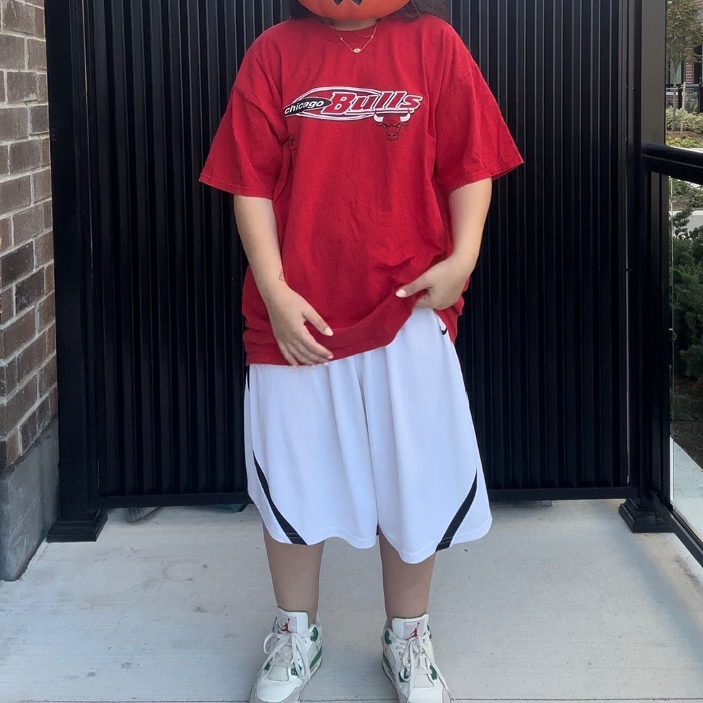 Chicago Bulls 90s NBA Baggy Michael Jordan Tee